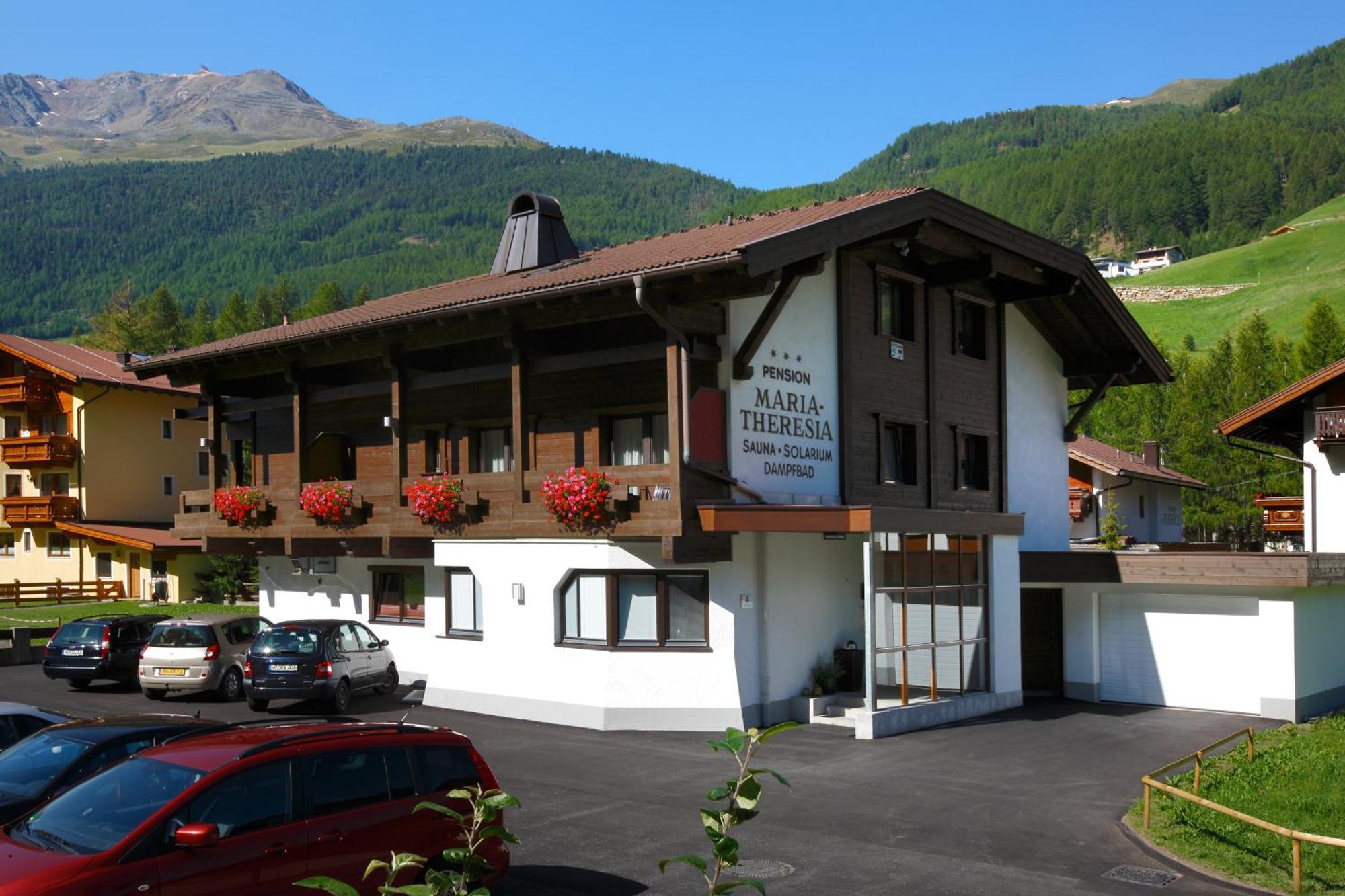 Hotel Garni Maria Theresia Sölden Exteriér fotografie